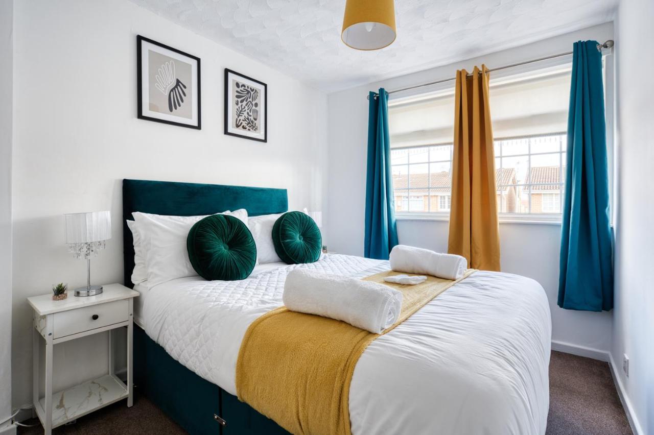 Liverpool Home With Free Parking West Derby エクステリア 写真
